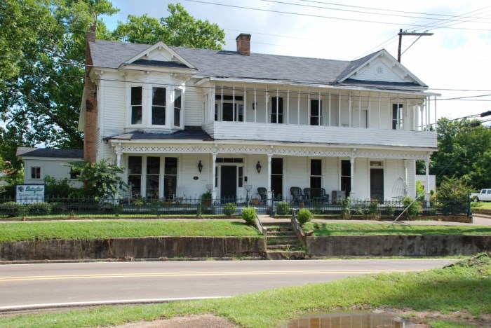 Stagecoach Inn This old stagecoach inn on Depot Street was built before the railroad came through. It started out as a regular ol' I-house around the 1860 and then just grew and grew over the years into what we see today.
