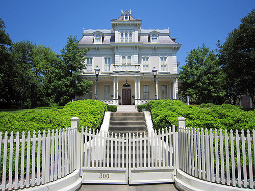 "Glen Auburn" by JuralMS (Flickr)