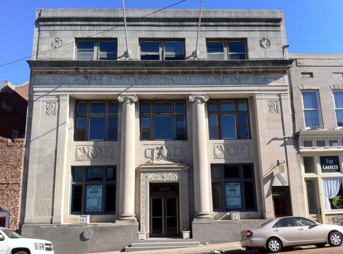 City Bank and Trust Building Remodeled c. 1926 Photo By Author Nov.2012