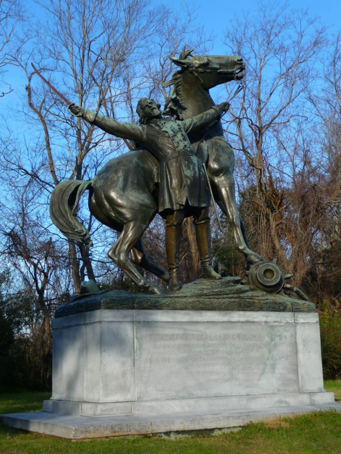 VicksburgNationalMilitaryParkPeopleb