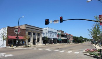 Downtown Starkville (800x461)