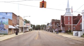 Water Valley Main Street (724x403)