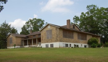 Prentiss Institute. Prentiss, Jefferson Davis County. Photo by J. Baughn, MDAH ,05-16-2007. retrieved from MDAH HRI database accessed 2-14-2013