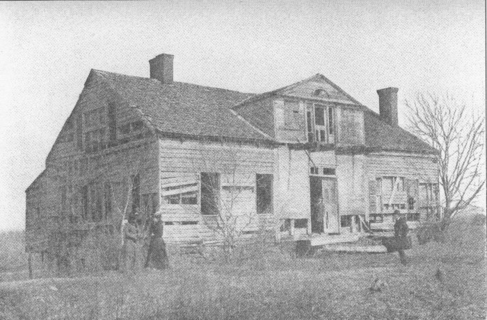THE SHIRLEY HOUSE. Situated on the Jackson road at Gen. Logan's point of attack, and known to the Federals as the "White House."