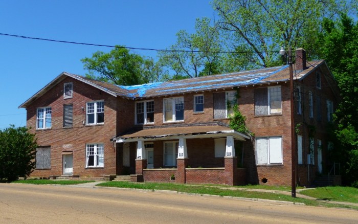 Millsaps Hotel, Hazlehurst (1918). Designated January 19, 2013.