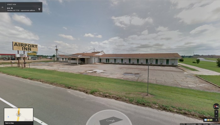 Former Holiday Inn Jr. 2115 U.S. 79.  Camden, Ouachita County, AR.  From Google Street View Accessed 2-27-2014 2