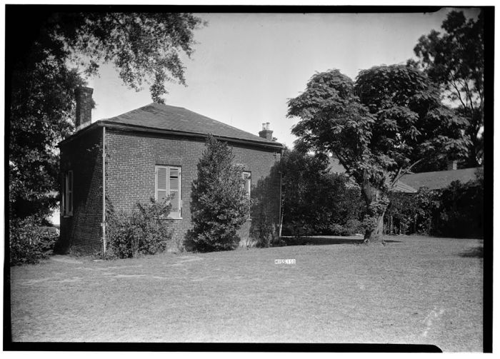 REAR (NORTHWEST CORNER) - The Manse, Rankin Street, Natchez, Adams County, MS. James Butters, Photographer, HABS, September 30, 1936.