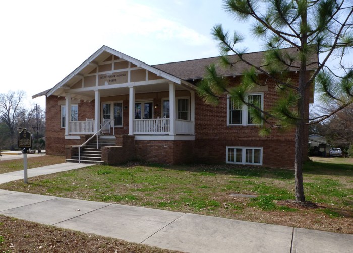 Y Hut, Whitworth College (1920)
