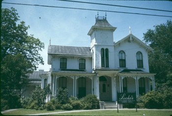Steers-Sykes-Locke House (Azalea Place), 420 3rd Street, South, South Columbus Historic District, Columbus - MDAH Scanned Slide, May 1972