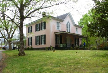 The Magnolias (1850), Holly Springs