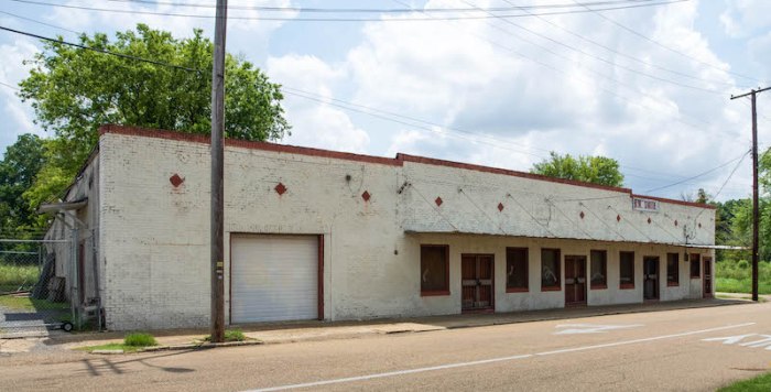 farish-street-garage-3