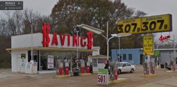 savings-service-station-n-gloster-tupelo-demolished-2014